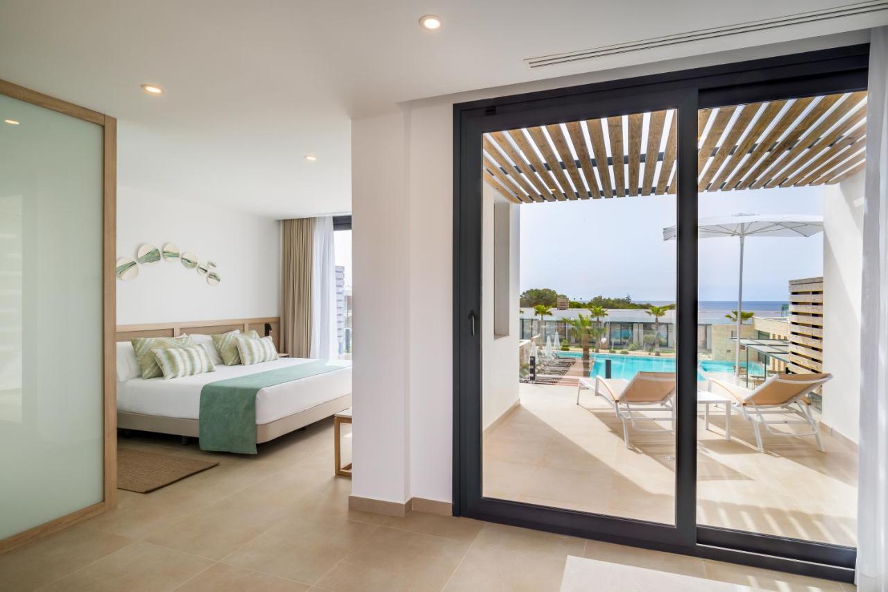 Отель Barcelo Nura Сант-Луис Экстерьер фото
