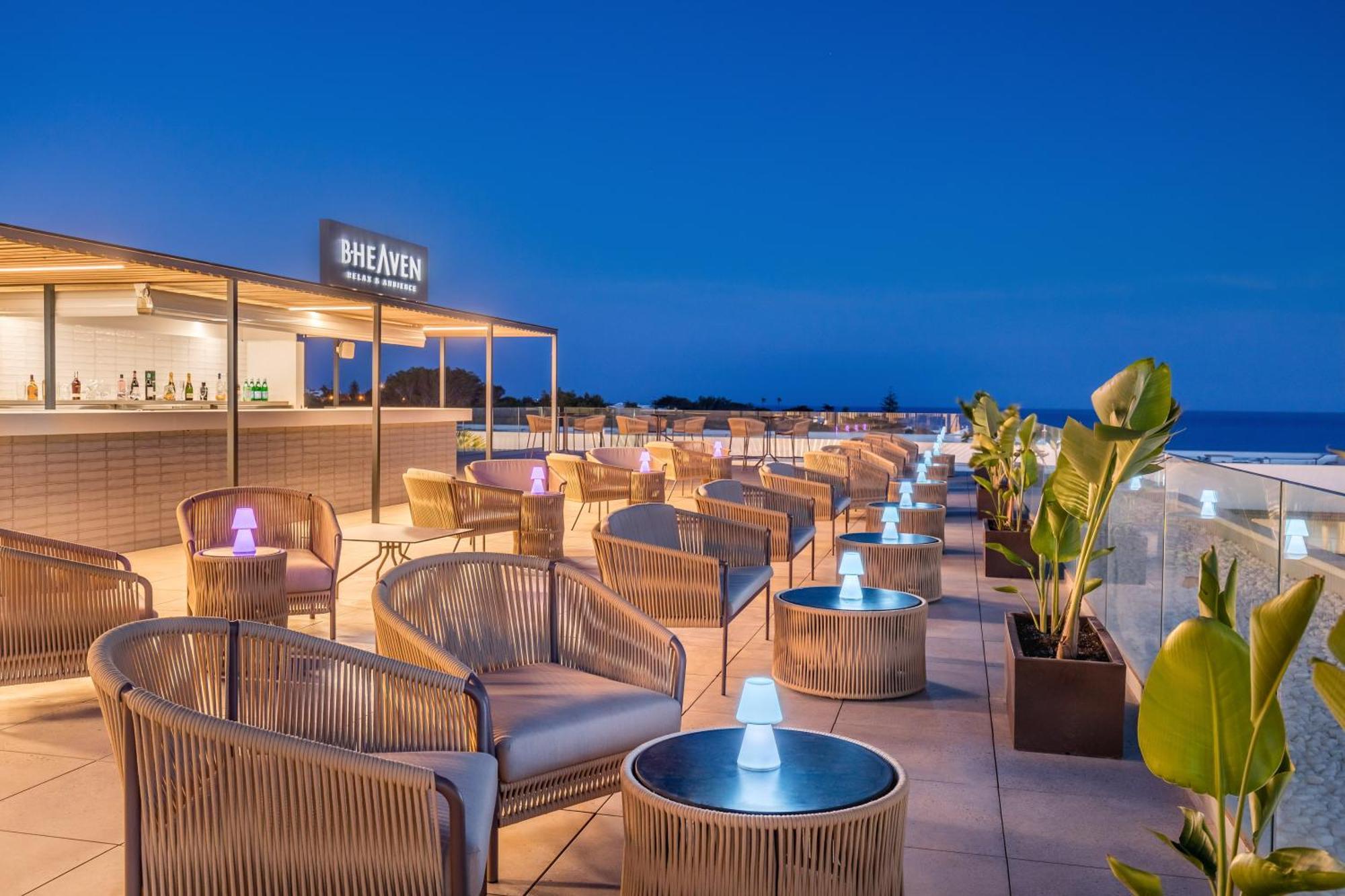 Отель Barcelo Nura Сант-Луис Экстерьер фото