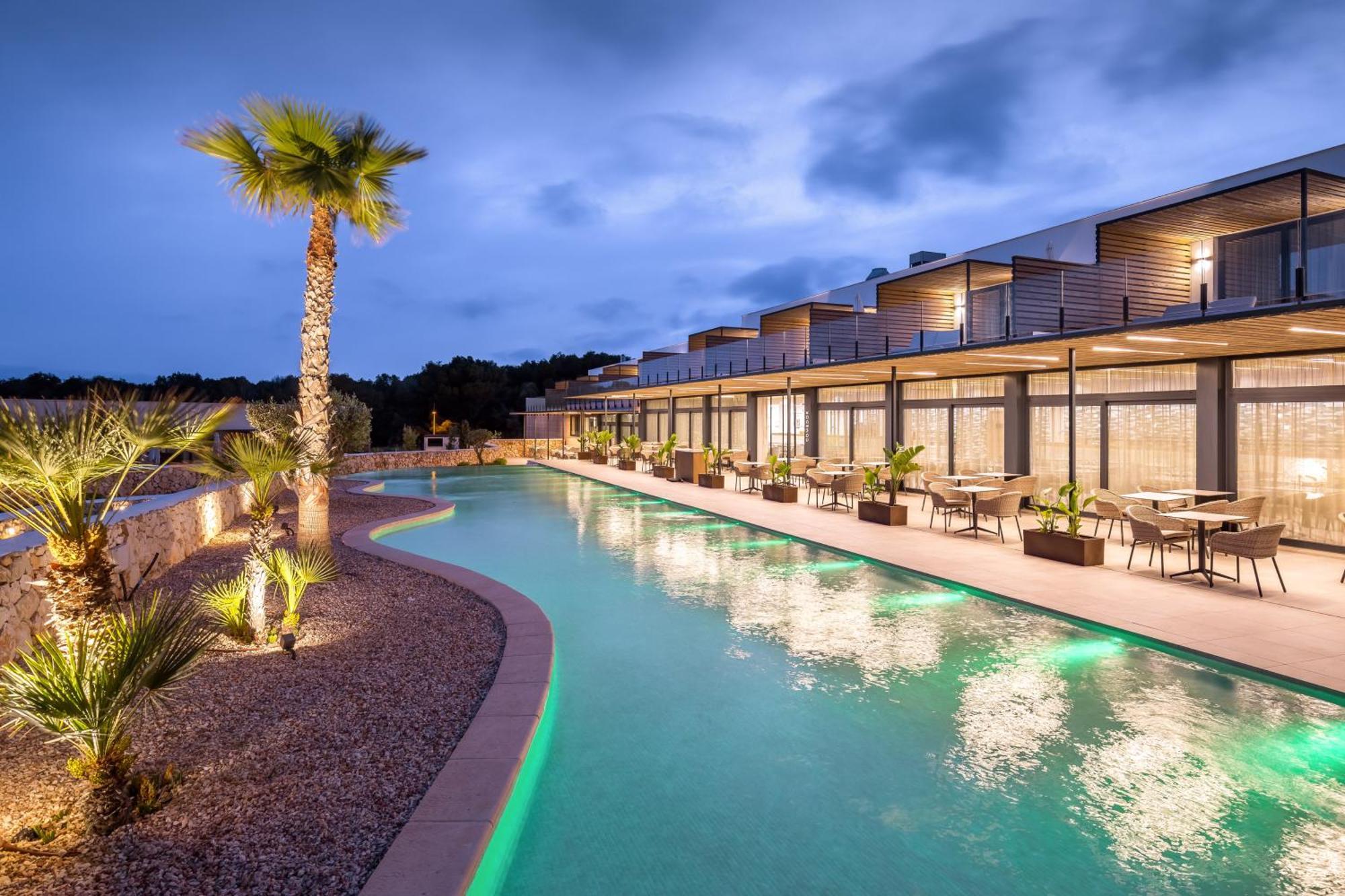 Отель Barcelo Nura Сант-Луис Экстерьер фото